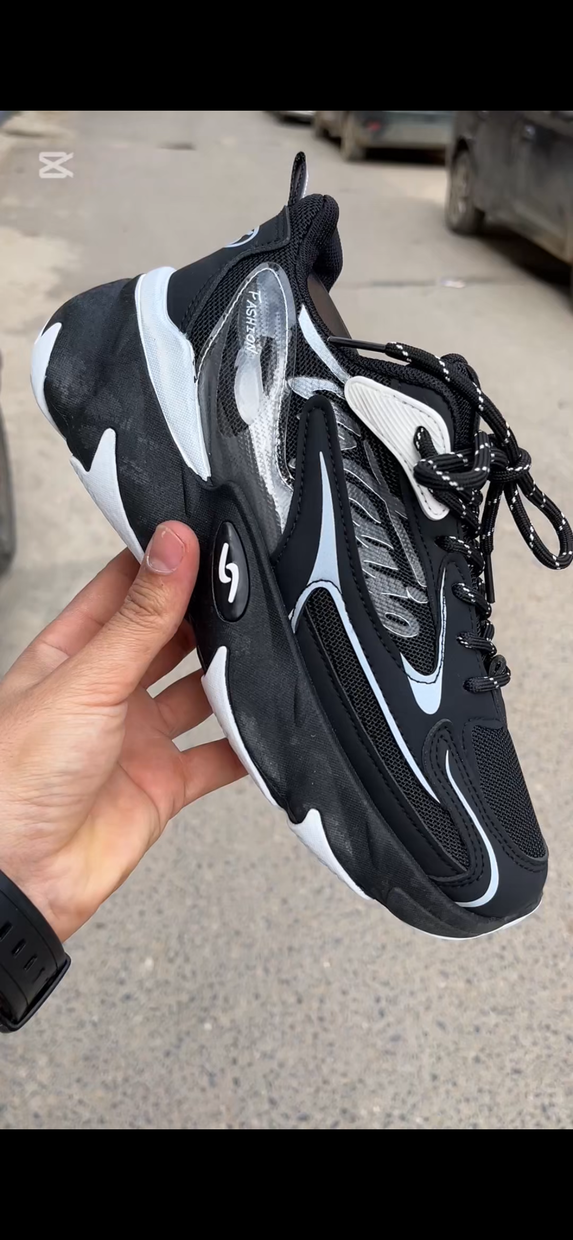 HS